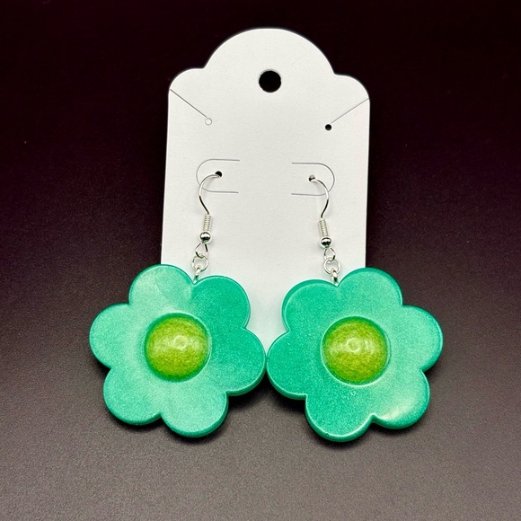 Ashlamae Studio Jewelry - Flower Green Earrings- HANDMADE